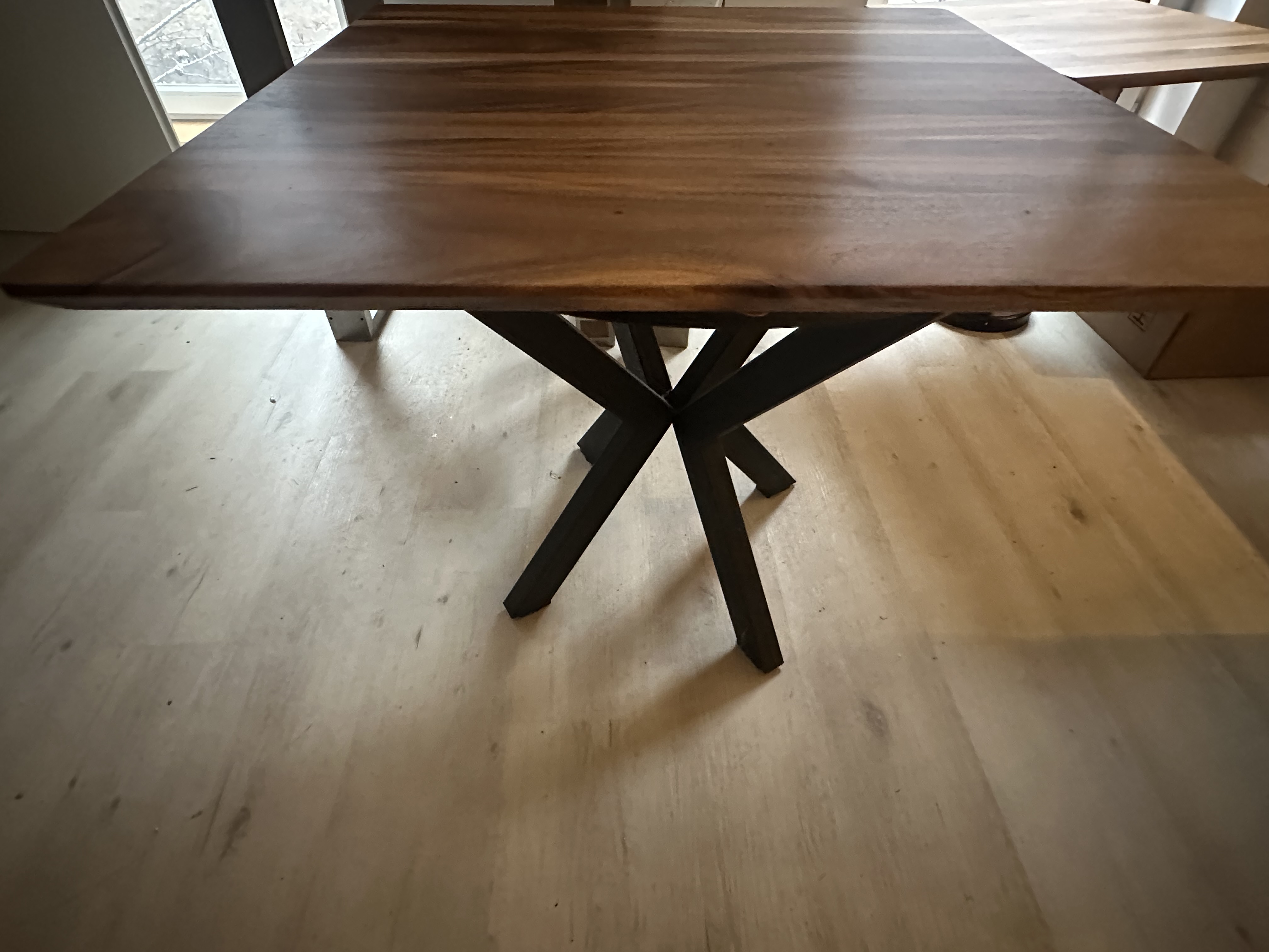 Couch-Tisch "Schweizer Kante"